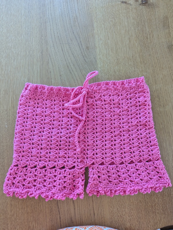 Häkelanleitung süße Hotpants - für große und kleine Mädchen 