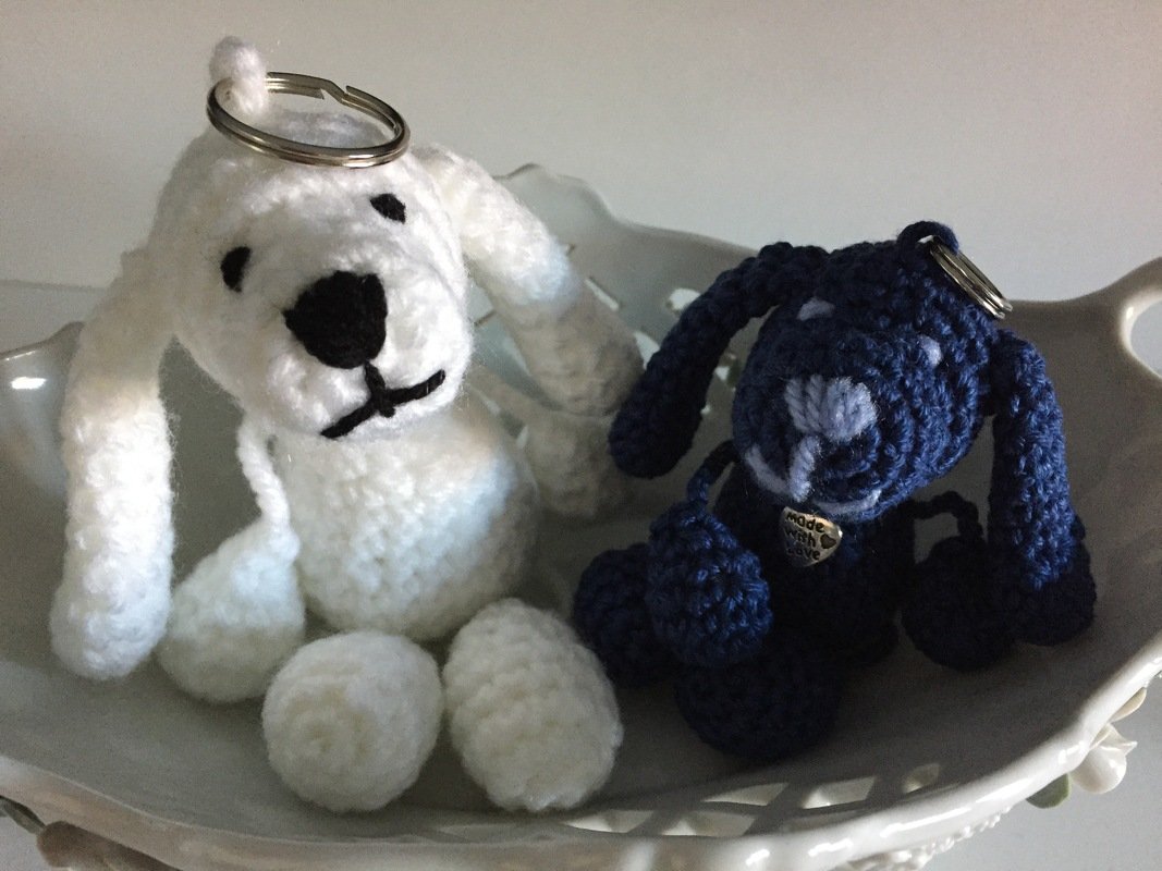 Häkelanleitung Schlüsselanhänger Hund