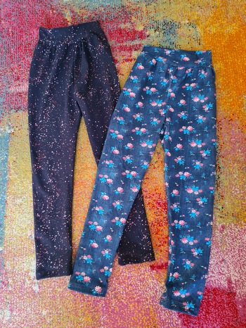 Als Ergänzung zu Kleidchen genäht,  mit den Bauchbündchen tu ich mich noch etwas schwer, aber Übung macht ja den Meister 😅😅😅ich hoffe, die Leggins passen meiner kleinen Enkelin