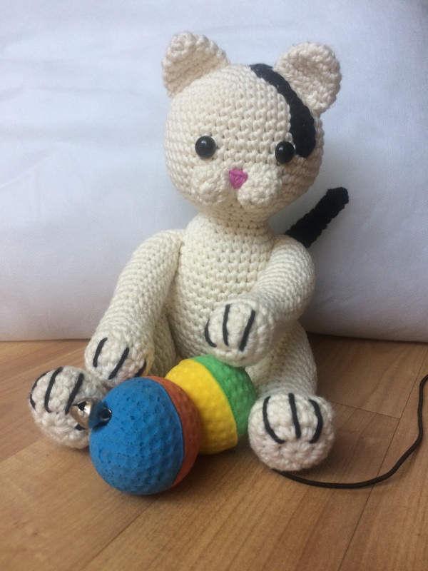 Häkelanleitung verspielte Katzenkinder