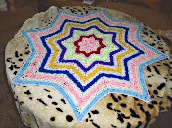 Häkelanleitung Babydecke 8-zackiger Stern