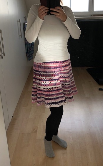 Der Anleitung kann man aufgrund vieler Bilder prima folgen. Es hat auch großen Spaß gemacht ihn zu häkeln.