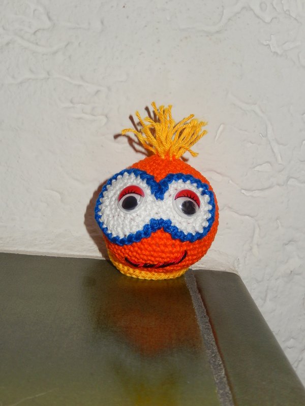 Häkelanleitung Knobblys - witzige Taschenbaumler oder knubbelige Schlüsselanhänger