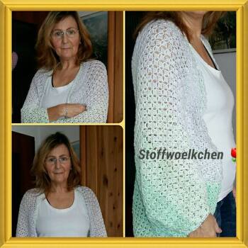 Eine schöne gut erklärte Anleitung von nicj...
ich bin so was von Begeistert und kann diese Anleitung jedem empfehlen...
wunderschön...Danke nicje für das schöne Teil
LG Birgit