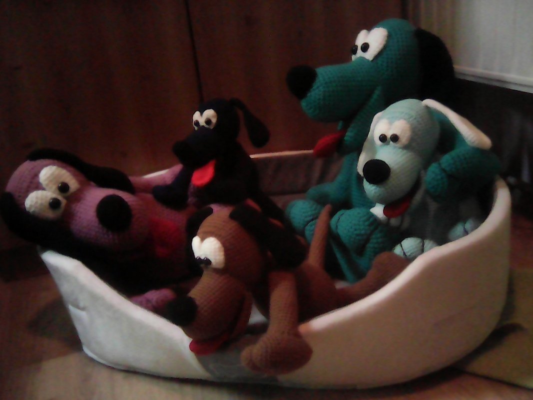 Häkelanleitung Schnuffelhund Othello