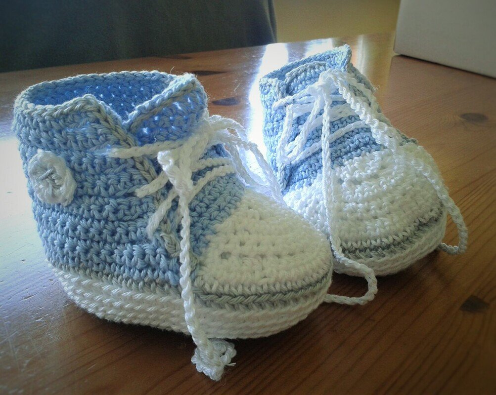 Häkelanleitung / E-Book Baby Turnschuhe Babyschuhe