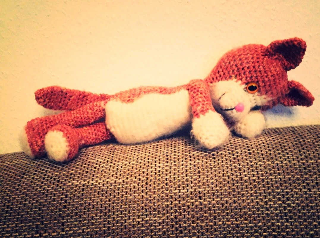 Häkelanleitung Vampirkatze, perfekt für Halloween!