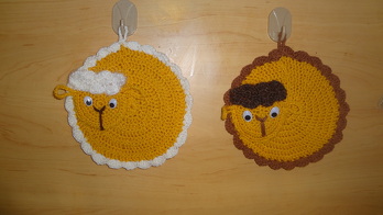 hier 2 Topflappen nach Anleitung von flima,ging ganz leicht