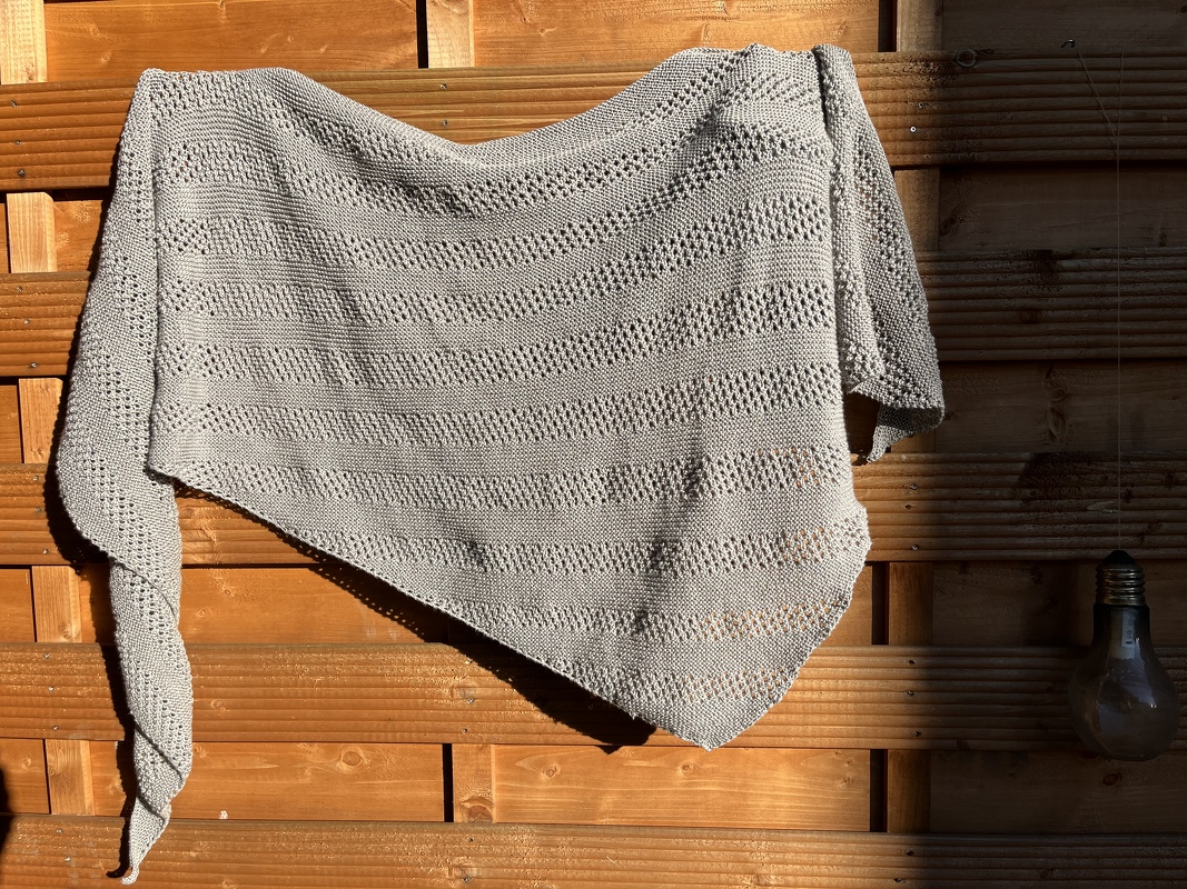 Strick-Anleitung Tuch &quot;Herbstmorgen&quot;