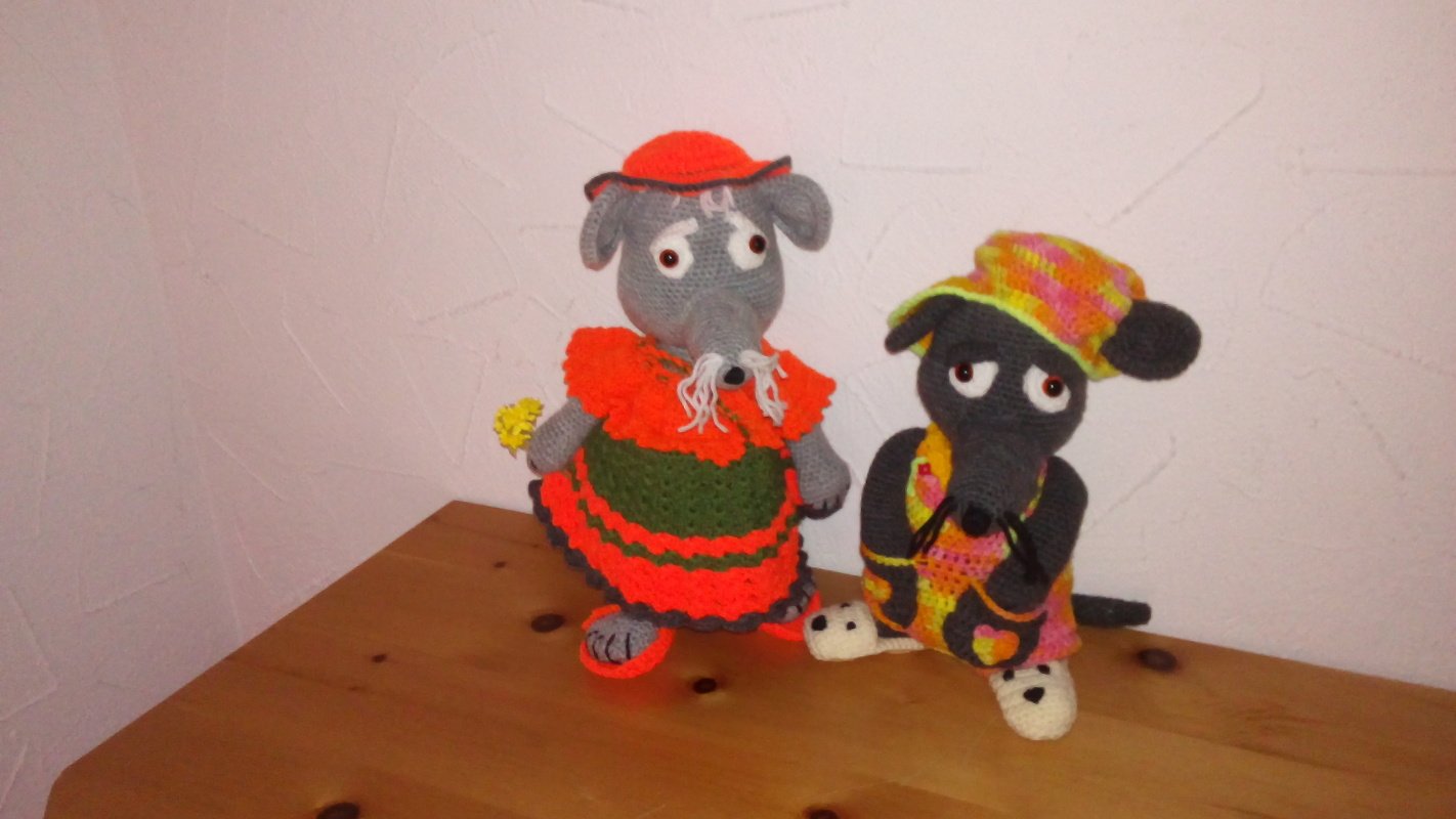 Häkelanleitung für Gabis Ratte Manni, ca. 30 cm, mit verschiedenen Outfits