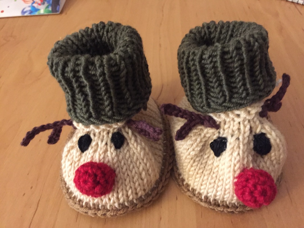 PDF Strickanleitung Babyschuhe Rudolph das rotnasige Rentier