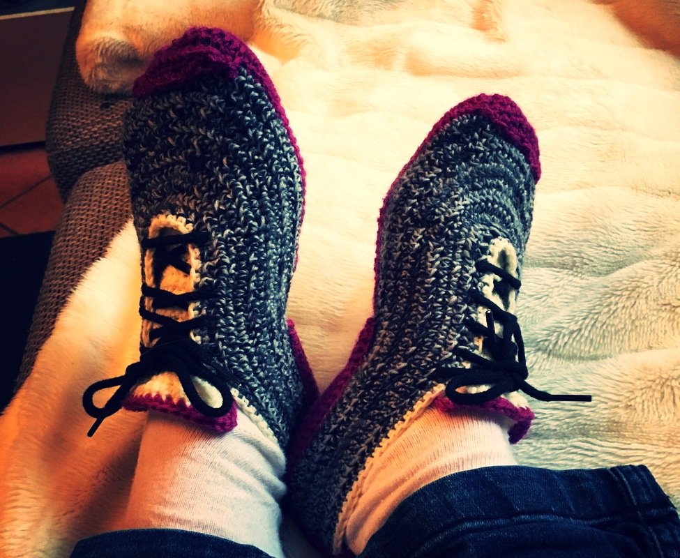 Häkelanleitung Sneakers, Gr. 36 - 45, Hausschuhe