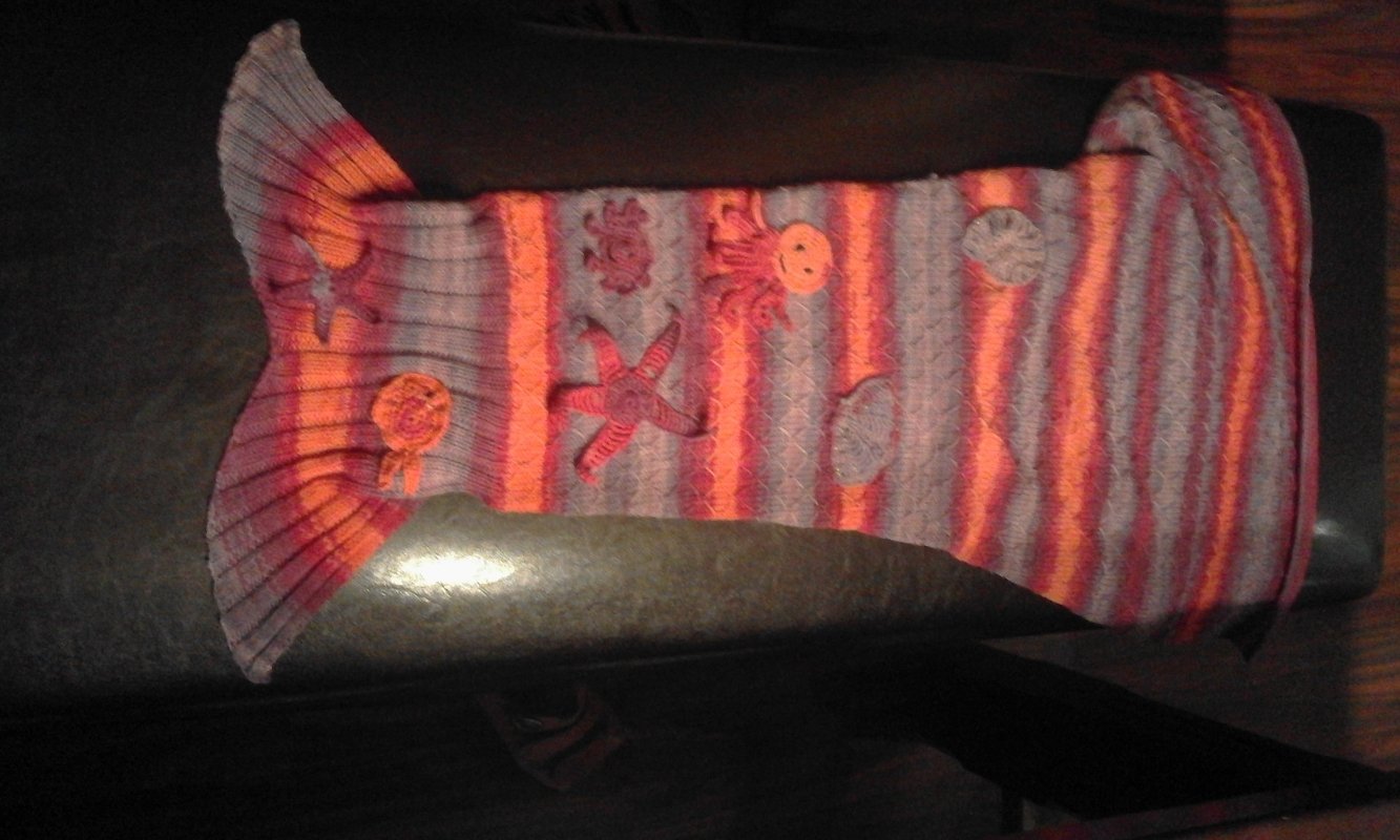 Knitting Pattern - Mermaid Blanket - No.148E