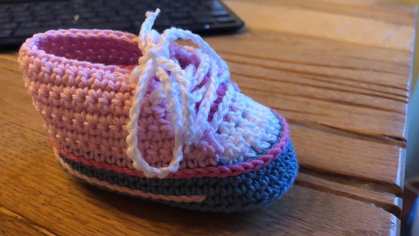 H&auml;kelanleitung f&uuml;r trendige Babyschuhe