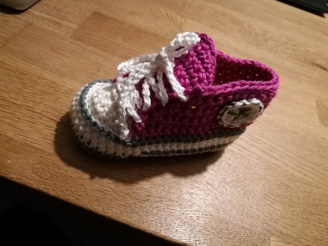 H&auml;kelanleitung f&uuml;r trendige Babyschuhe