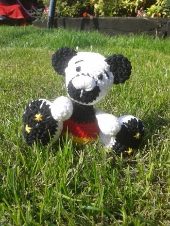 Ich habe viel Bär ausprobieren gehäkelt. Es ist sehr leicht und Anleitung Erklärung ist super.
Die Anleitung von kertupertu