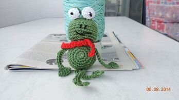 Anl. vFrosch Flip von Baeren Art.
Danke ist gut beschrieben für wenig Häkler ist vielleicht ein Vergrößerung für Augen annähen von Vorteil.