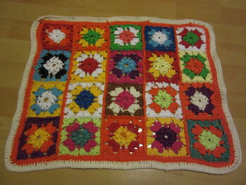 Der Anfang meiner Häkelei...als ich gehunfähig war brauchte ich eine Beschäftigung auf dem Sofa