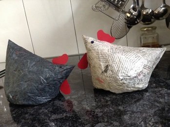 Coole Hühner aus Kleister....