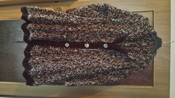 Eigenes Design... mein Zickzackmantel...
6 Tage, Doppeltes Polyacrylgarn und Nadelstärke 8...
Ich trage ihn total gern...