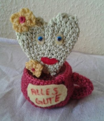 Nachgearbeitet und selber noch was drauf gemacht. Nahm ich als Geschenk.