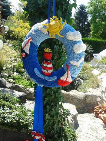 dieser tolle Türkranz ist für eine gute Freundin, hat mir echt Spass gemacht