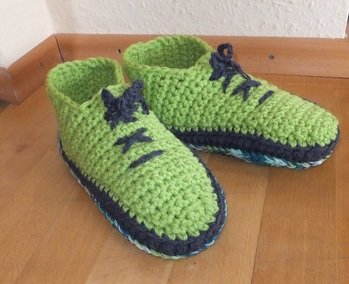 Habe schon das 4 Paar gehäcklt, Anleitung einfach Super. Anleitung: p-pekee