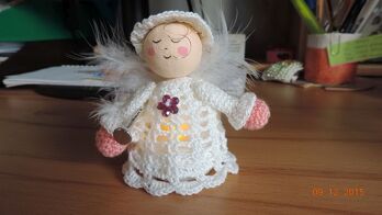 Die Anleitung ist sehr gut beschrieben habe aus zeitgründen einen fertigen Kopf genommen und etwas geändert