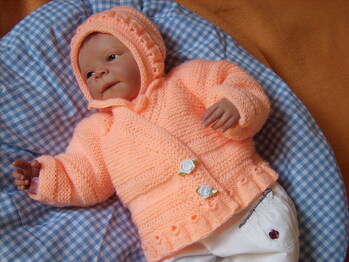 Babygarnitur
Anleitung aus einem Handarbeitsheft