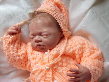 Gestrickte Babygarnitur
eigene Anleitung