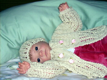 Gehäkelte Babygarnitur
eigene Anleitung