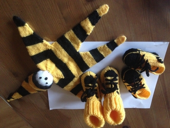 Erstlingausstattung BVB
Hat super geklappt - zusammengestellt aus verschiedenen Datein