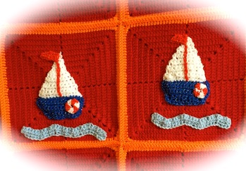 Gehäkelt nach der Anleitung "Häkelanleitung Segelboot" von Petra Hermann.