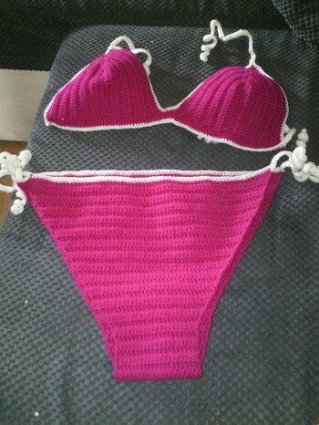 Bikini pink weiß gehäkelt