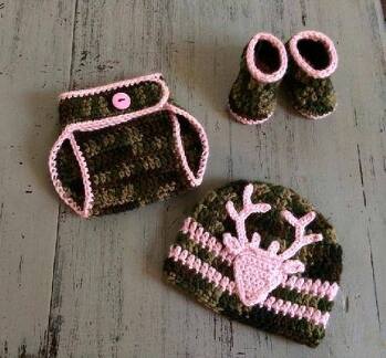 I enjoyed doing this one hat and diaper set