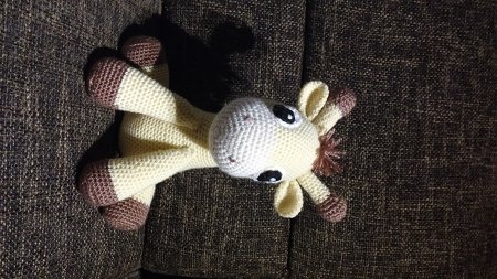 Häkelanleitung Kara die Giraffe