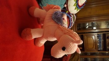 Ist die Handtasche nicht süß geworden. Habe schon mehr Pferdeliebhaber als Pferde.