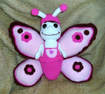 Wer noch ein Weihnachtsgeschenk zum Kuscheln, oder ein Geschenk zur Geburt eines kleinen Erdenbürgers zum Häkeln sucht - 