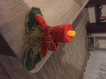 Und noch eine Arbeit. Foto meins, arbeit nach einer anleitung..aber gerade nicht zur hand....alle häkelarbeiten haben sehr viel spass gemacht...