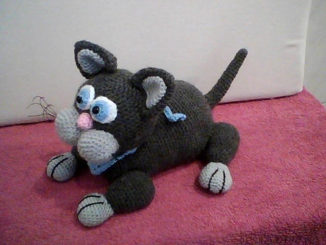 Flauschige Miezekatzen - Häkelanleitung