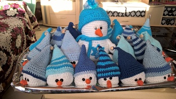 Dieser Adventskalender war leicht nach zu arbeiten. Mein Sohn hat sich riesig darüber gefreut und das, obwohl er schon erwachsen ist