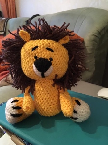 Das ist mein erstes Werk im häkeln .wurde im Februar fertig.