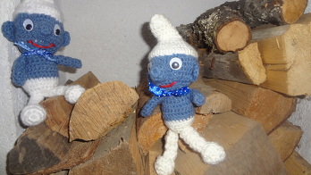 Schlumpf und Schlumpf -nach Anleitung von janagurumi. Ging gut,danke.