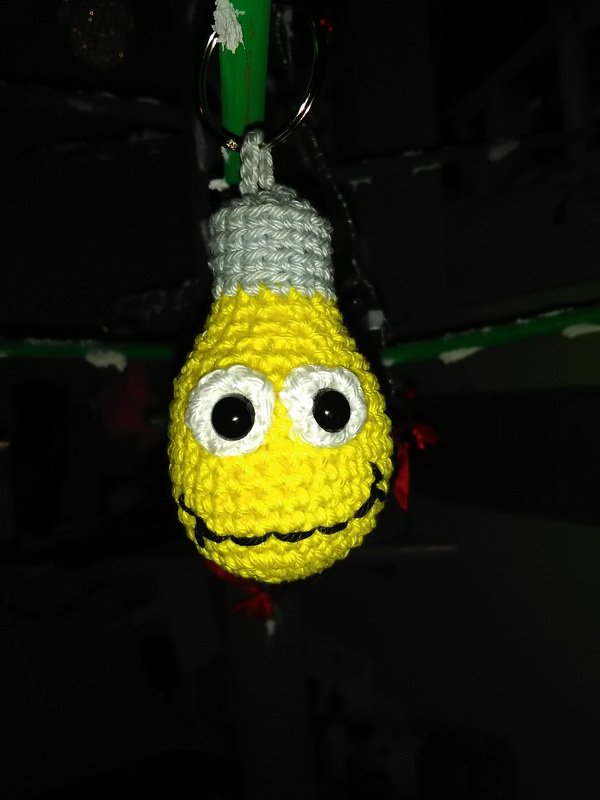 Häkelanleitung Schlüsselanhänger lustige Glühbirnen