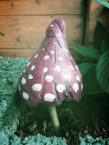 Ein Zauberpilz aus Beton....