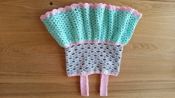 Ich habe mal was ausprobiert und verschiedene Muster gehäkelt. ;)