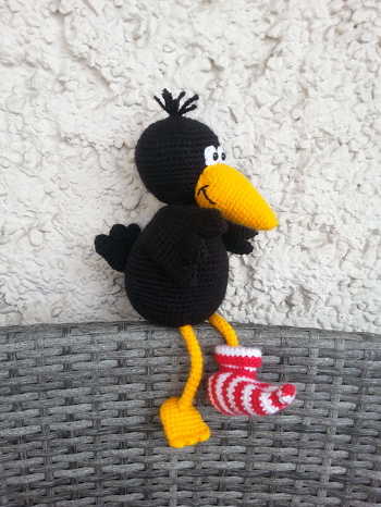 Der kleine Rabe Socke. Grundanleitung  von Haekel Sarah  mit einigen Veränderungen von mir.