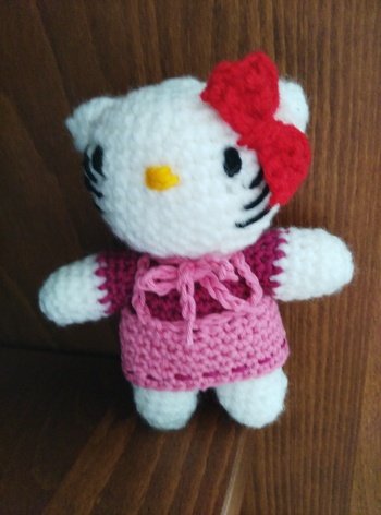 Hello Kitty nach einem Video von justMiko
Die ist so süss. da hab ich gleich eine für mich behalten