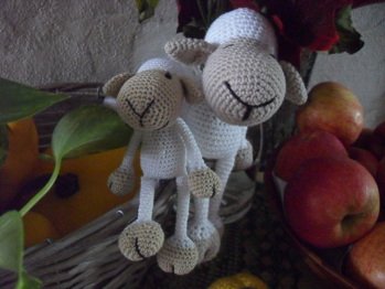 super Anleitung und die Schäfchen sind einfach nur toll
nach einer Anleitung von:
https://www.crazypatterns.net/de/store/LASSAL