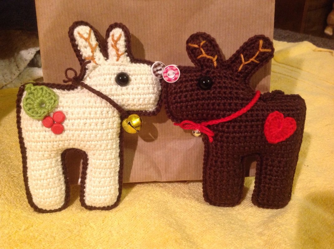 Lustige Elche, Dekoration gehäkelt